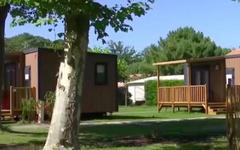 Les réservations d'hébergements de vacances explosent - A Arès, en Gironde, les campings sont contraints de refuser la clientèle - VIDEO