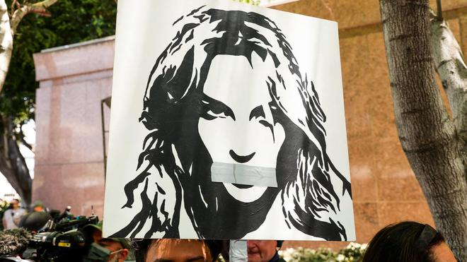 La mère de Britney Spears exhorte la justice "à écouter les souhaits de sa fille"