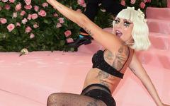 Lady Gaga et Born This Way : Écriture, signification des paroles, décryptage du clip... Retour sur le tube qui a changé sa vie