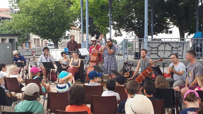 Un orchestre toulousain réalise la tournée des kiosques à musique d’Occitanie