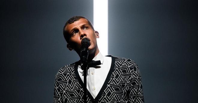 Vianney va être papa, Hoshi certifiée disque d'or, le retour de Stromae et le nouvel album de Coldplay... Toute l'actualité musicale !