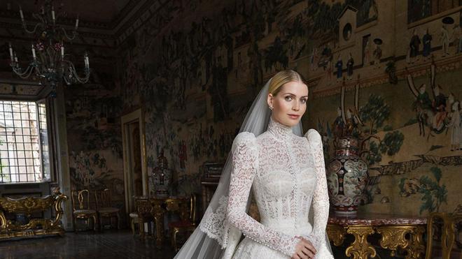 Lady Kitty Spencer, la nièce de la princesse Diana, a épousé un milliardaire de 32 ans son aîné
