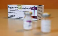 Vaccins : les ventes d’AstraZeneca dépassent le milliard de dollars au premier semestre 2021