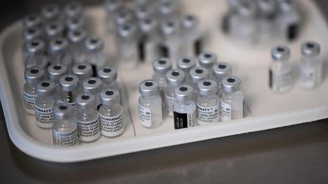 Pfizer et Moderna augmentent les prix de leurs vaccins : une hausse prévue et justifiée techniquement