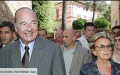 « Le roi est nu » : ce jour où Jacques Chirac a été photographié dans le plus simple appareil