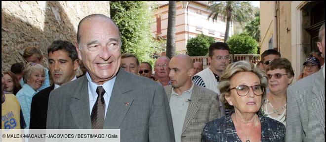 « Le roi est nu » : ce jour où Jacques Chirac a été photographié dans le plus simple appareil
