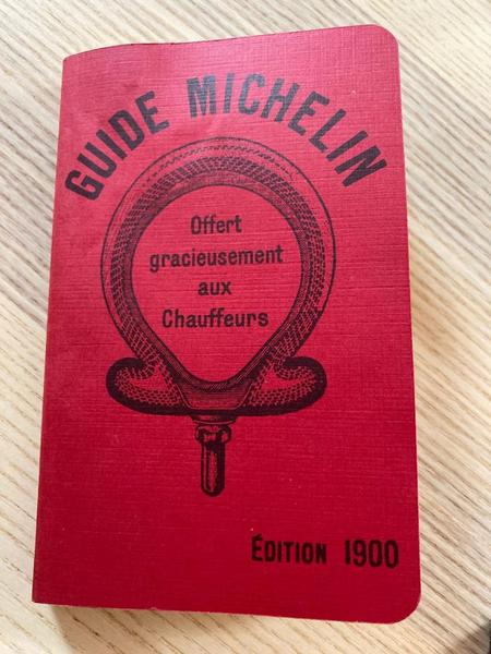 Route de nuit - Retour vers le futur avec le guide Michelin 1900