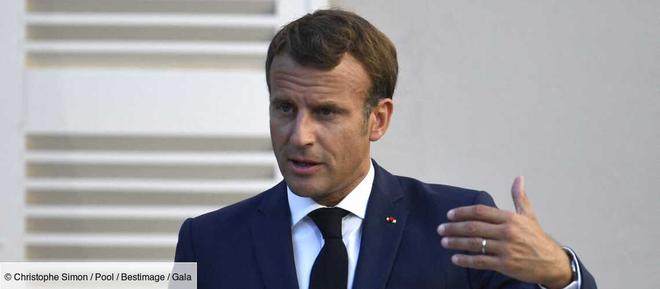 Emmanuel Macron fustige ceux qui « font commerce » de la pandémie à des fins politiques