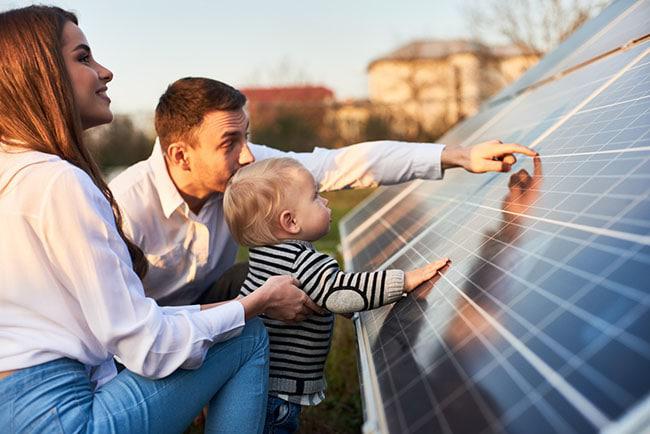 Panneau solaire et consommation énergétique : quelles sont les solutions pour les familles ?