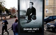 Écrivains, journalistes, historiens... L'hommage de vingt auteurs à Samuel Paty