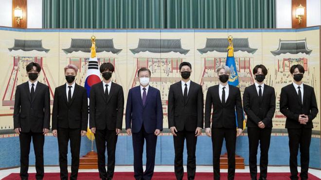 VIDÉO - Le groupe coréen BTS superstar à l'ONU