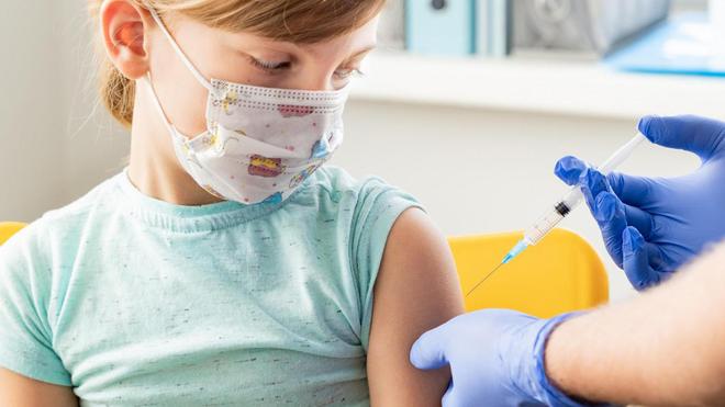 Le vaccin de Pfizer est-il sûr pour les 5-11 ans?