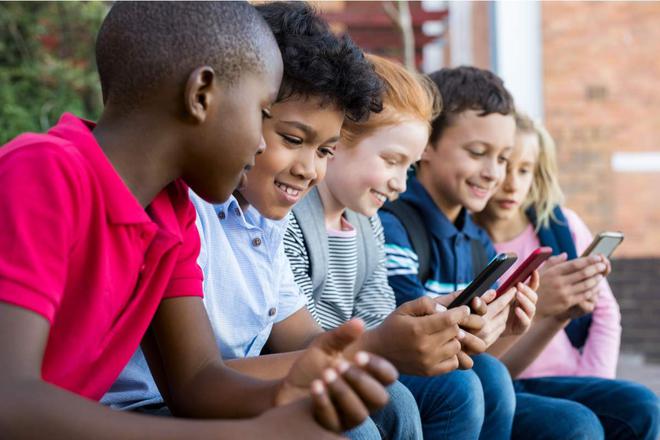Guide d’achat : quel smartphone choisir pour un enfant ?