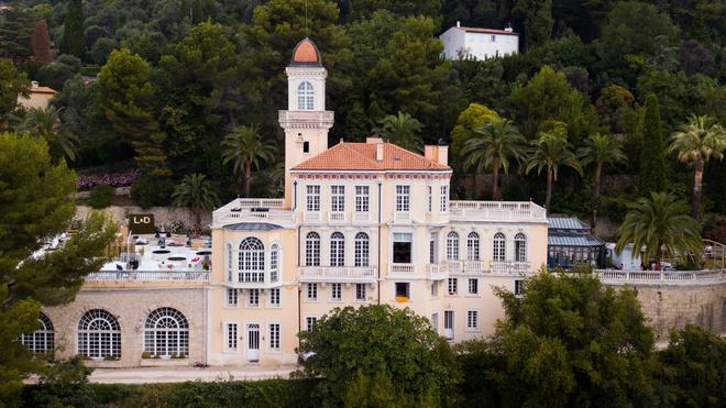 Un château à louer sur la French Riviera