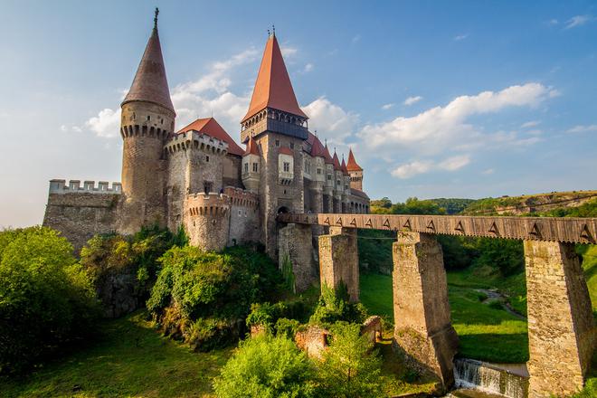 Le château des Corvin ou château de Hunedoara, conte de fée de Transylvanie
