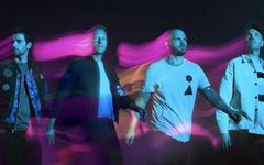 "Music of the Spheres", la critique : le nouveau Coldplay, c'est "mûrir peut attendre"