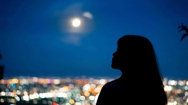 Astrologie : Pleine lune d’octobre, ces 4 signes seront bouleversés par ses effets
