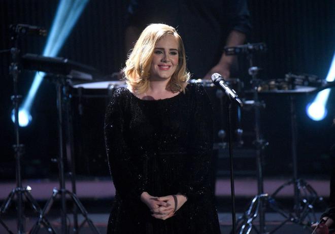 Adele dévoile l'objet auquel elle tient le plus, et il appartient à une autre star !