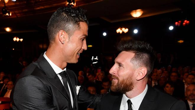 Cristiano Ronaldo : après l’annonce de sa grossesse, il bat un record de Messi