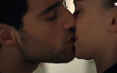 Ici tout commence (spoiler) : le baiser entre Tom et Salomé, Maxime sur le départ ?