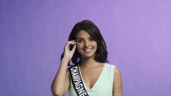 Miss France 2022 - "J'aime que mon lit soit parfaitement fait" : l'interview décalée de Léna Massinger, Miss Champagne-Ardenne
