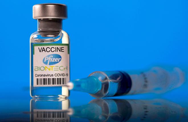 Etats-Unis : la publication des données du vaccin Pfizer réclamée en justice
