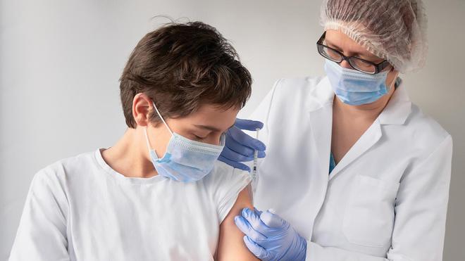 Covid-19 : le vaccin Pfizer autorisé en Europe pour les enfants de 5 à 11 ans, une première