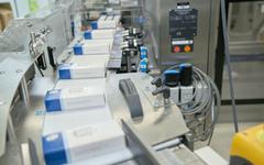 Variant Omicron: Pfizer-BioNTech se lance dans la fabrication d'un rappel spécifique
