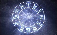 Astrologie : Découvrez les 10 signes du zodiaque les plus fidèles de tous !