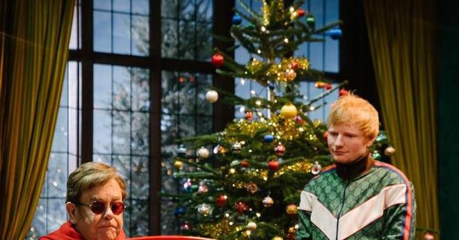 Ed Sheeran et Elton John unissent leurs forces sur Merry Christmas