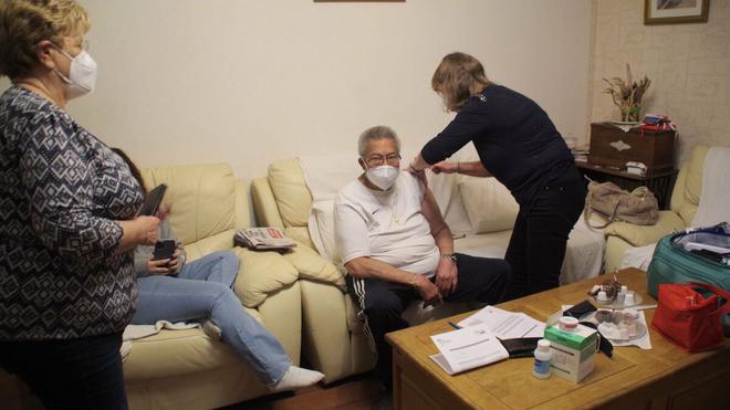La galère des infirmiers de l’Oise pour vacciner les plus fragiles à domicile : «On ne fait que ça, chercher des doses»