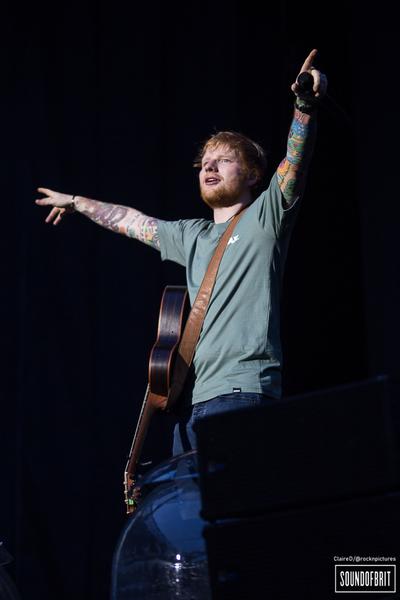 Ed Sheeran bat un record Spotify avec Shape of You