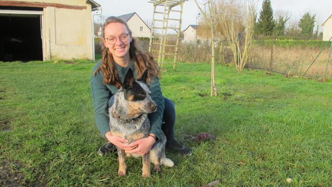 À Charleval, dans la vallée de l’Andelle, Maëlle Pluquet s’est lancée dans l’éducation canine