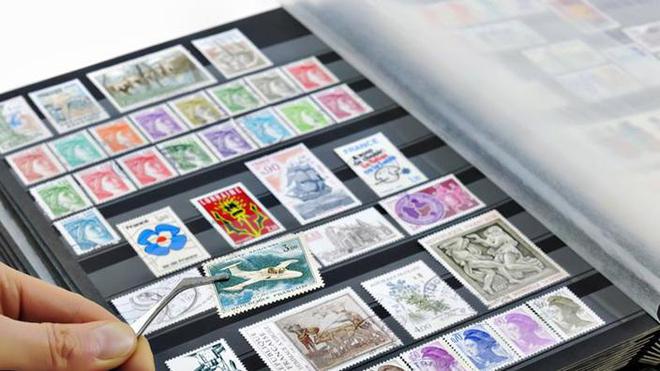 Oui, vous pouvez utiliser des timbres datant du siècle dernier (sauf certains) pour envoyer vos courriers