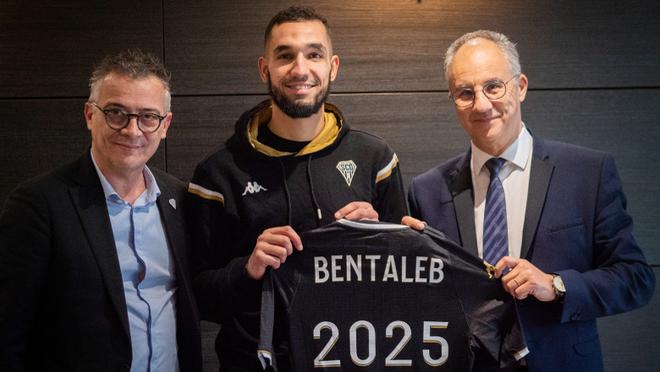 Angers SCO recrute l’international algérien Nabil Bentaleb