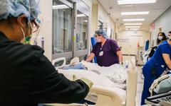 Aux Etats-Unis, un grand réseau d’hôpitaux catholiques traitait prioritairement les non-Blancs quelles que soient les comorbidités des Blancs