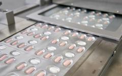 Ce que l'on sait sur Paxlovid, la pilule anti-Covid que Pfizer va produire en France