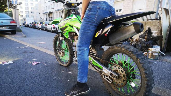 Courtry : les voleurs du motocross piégés par la victime au moment de le revendre sur Leboncoin