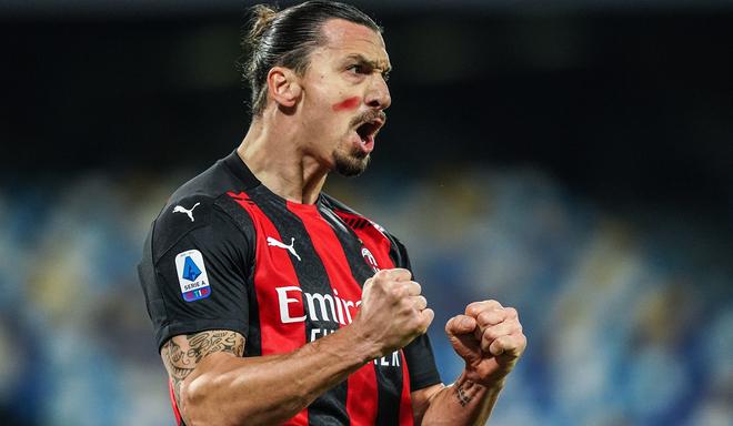 Naples-AC Milan: Zlatan fait le show avant de sortir sur blessure