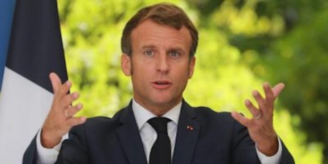 Emmanuel Macron : cette seconde alliance dont il ne se sépare jamais vient-elle d’une précédente union ?