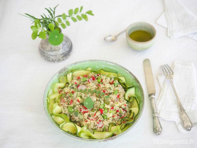 Salade de quinoa aux légumes croquants