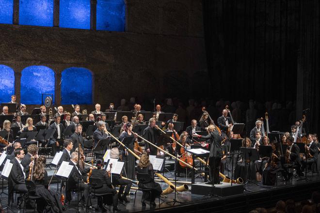Marin Alsop et l’Orchestre de l’ORF éteignent le folklore à Salzbourg