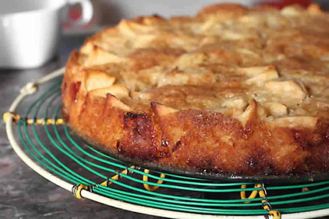 Tarte suisse moelleuse aux pommes au Thermomix : La meilleure tarte que vous n’aurez jamais goûtée !