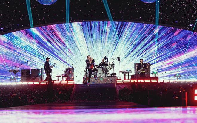 Coldplay et son concert « Music of the Spheres » s’invite à l’UGC de La Défense