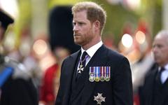 " J'ai été mis au monde au cas où quelque chose arriverait à William " : les révélations du prince Harry sur sa naissance