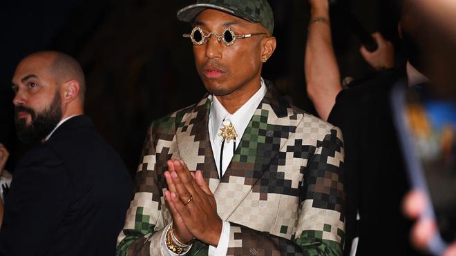 Pharrell Williams électrise la Fashion Week avec son tout premier défilé pour Louis Vuitton