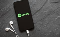 Spotify : une hausse de prix prévue en France en raison de l’impact de la taxe sur le streaming