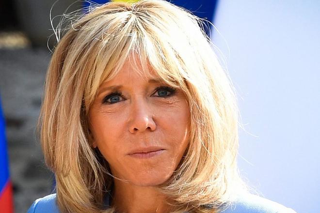 Les cheveux de Brigitte Macron sont-ils naturels ? On a enfin la réponse