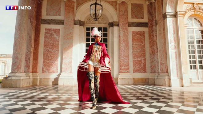 Miss Monde : Clémence Botino a voulu "casser les codes" avec son costume Marie-Antoinette
