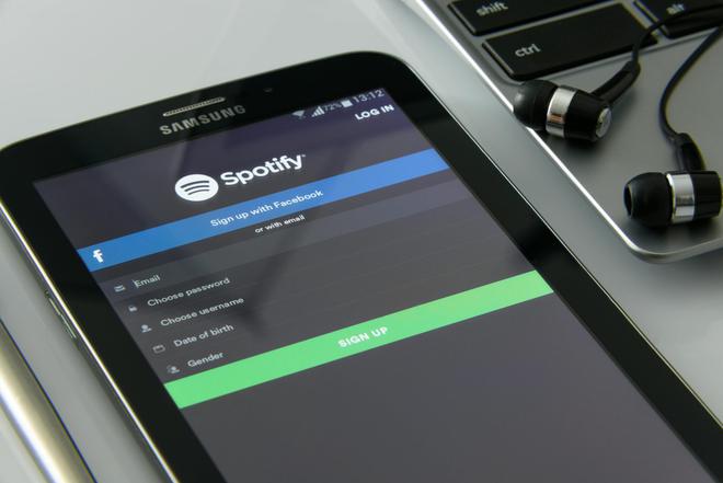 L’annonce du MWC 2024 réaffirme la volonté d’intégrer Spotify au lecteur média d’Android